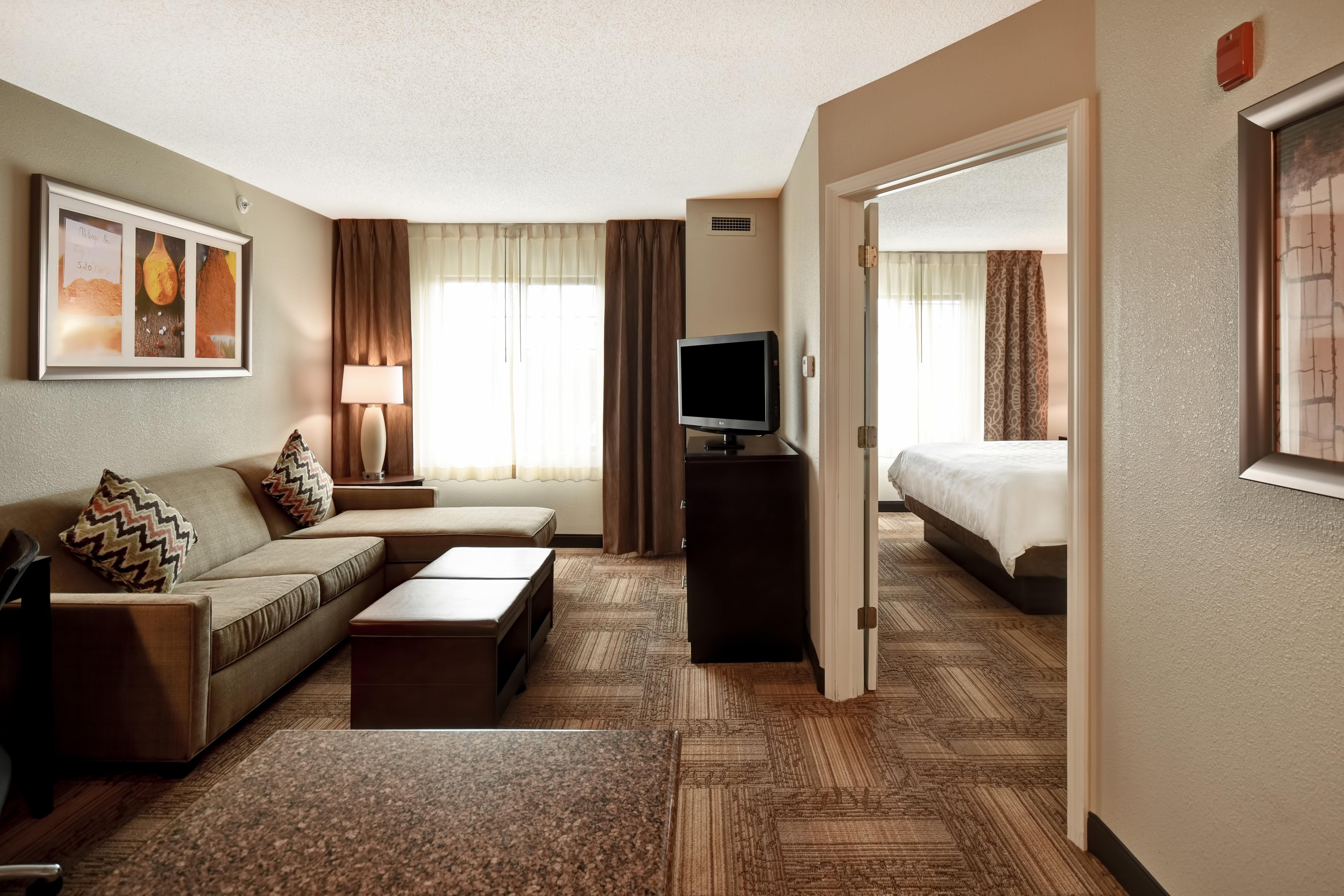 Staybridge Suites Grand Rapids-Kentwood By Ihg Cascade Exterior foto
